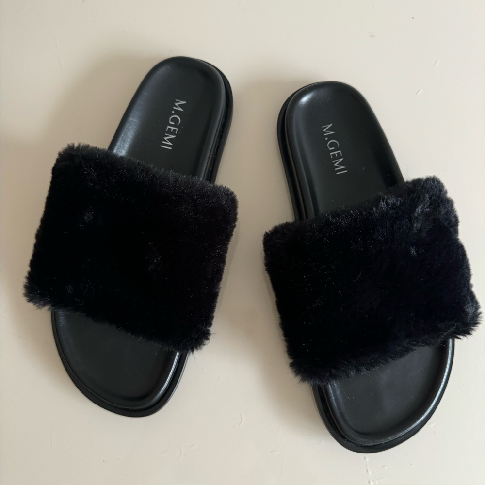 M. GEMI The Aurora Slides black luxurious faux shearling sandal women’s Sz 6.5